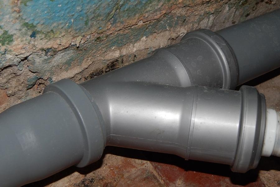 closeup image of gray sewer pipes reseda ca